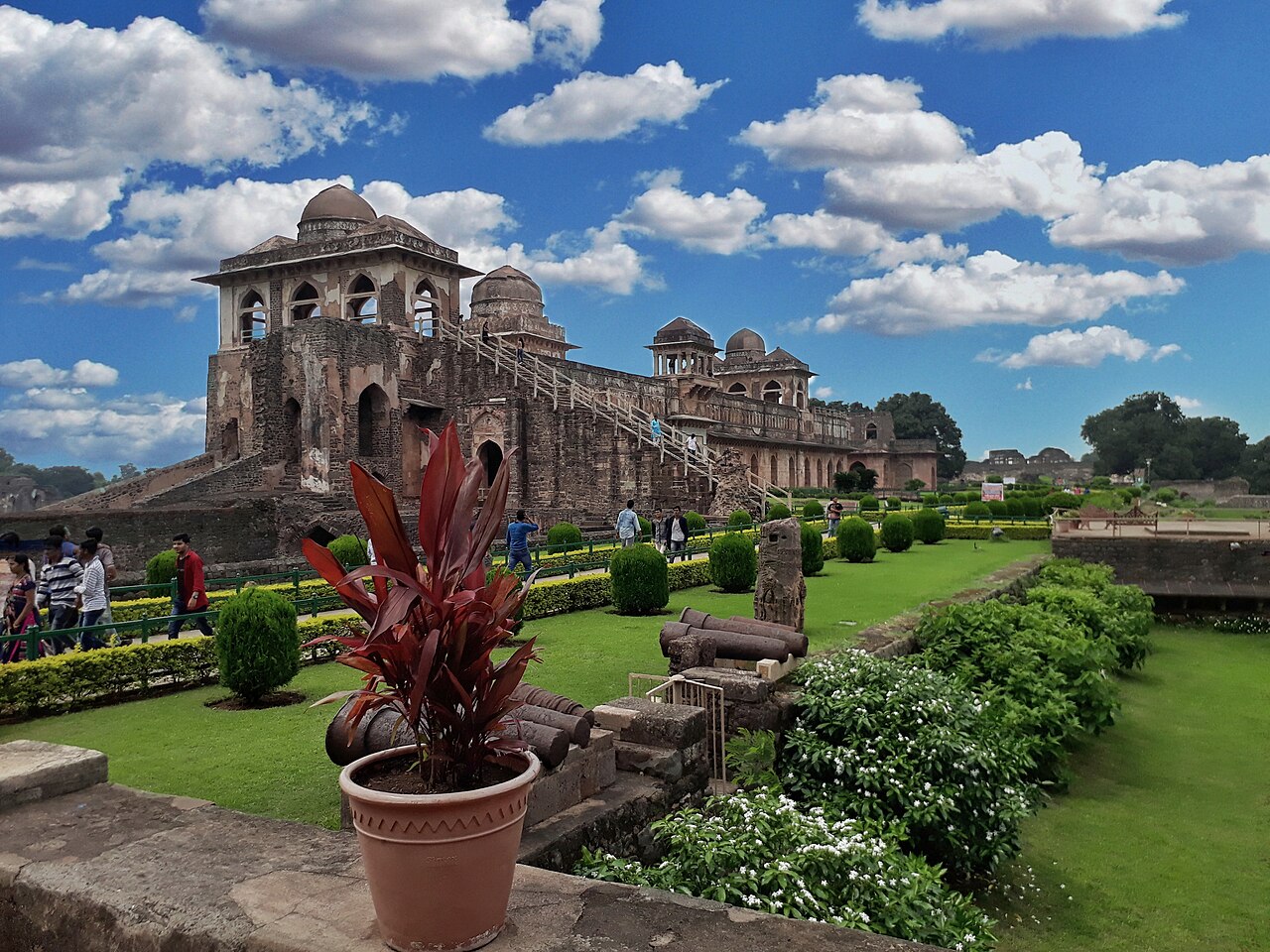 Mandu Tour Package